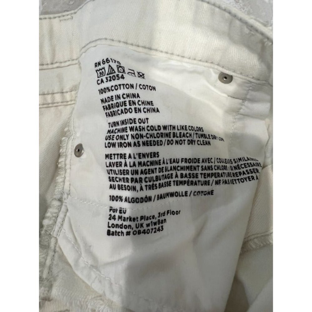 BDG‎ women white Ivory shorts Dolphin low rise ripped size  30 W - Picture 6 of 6